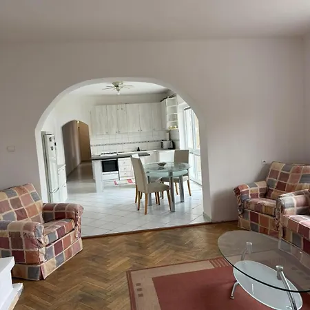 아파트 Apartment Malacky